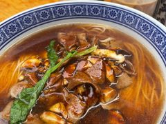 蛤蜊猪肝面-沪西老弄堂面馆(定西路店)