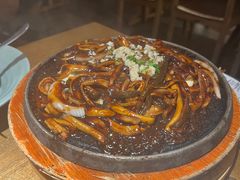 -蜜桃餐厅·伴山(湖滨商业街店)