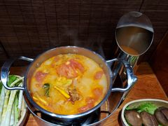 -独食火锅·半米屋台(直营总店)