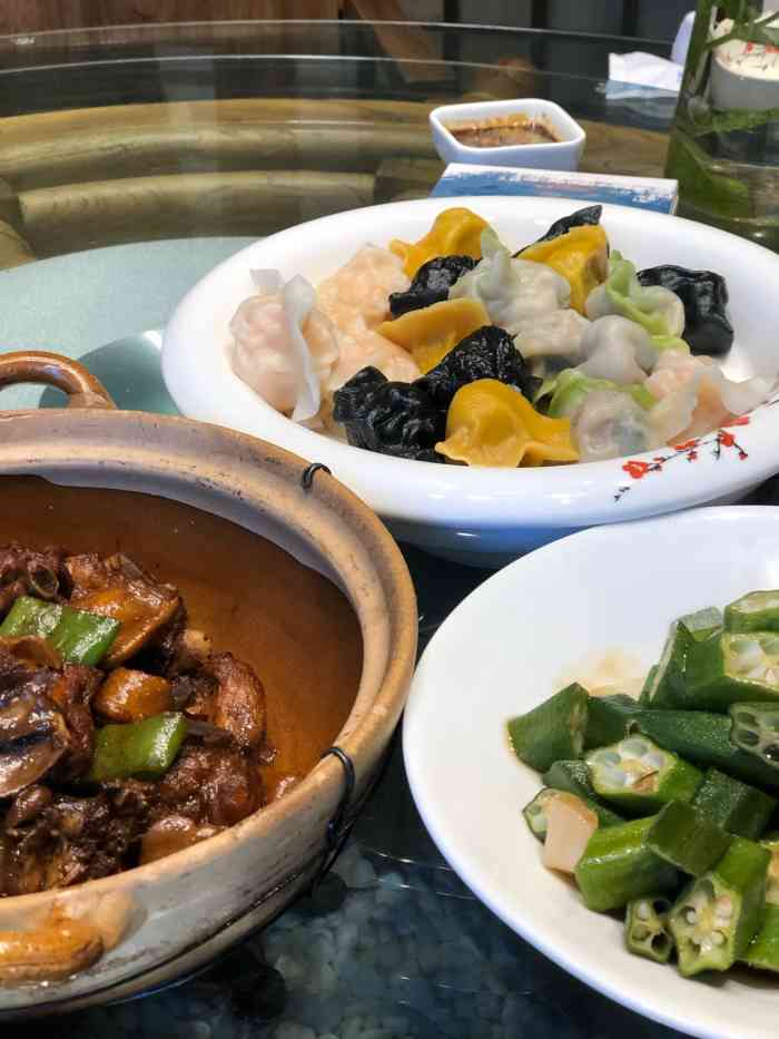 小平岛海鲜酒店(园林店)-"小平岛的服务理念高于其他饭店!落座以后,.