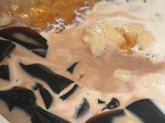 -RUXU入续糖水铺与包(卓悦中心店)