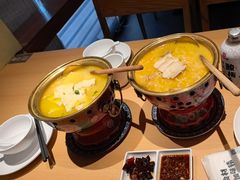 -关东小磨东北菜(上海长风大悦城店)
