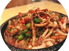 铁板鱿鱼须-小桥衢州人家·海鲜烧烤·盱眙龙虾(万达水街店)