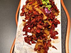 -艳阳天民俗村(公园路店)