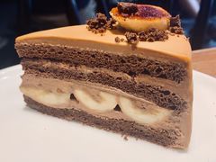 香蕉巧克力焦糖蛋糕-black rainbow coffee