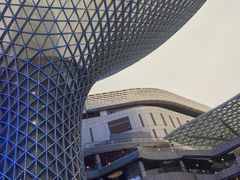 -新华文创·光的空间