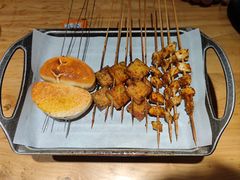 烤馒头-聚点串吧·北京烧烤(赵登禹路店)