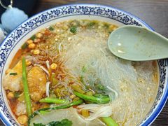 -重庆火红麻辣烫(伟超置业大厦店)