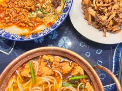 -云南李记罐罐米线饵丝小吃(汉中门金鹰店)