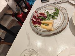 -MEAT MATE 鲜食肉铺(颐堤港店)
