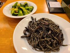 经典墨鱼汁面-萨莉亚意式餐厅(上渡路店)