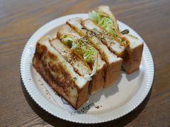 -Two Birds One Stone·一石二鸟(诚品生活店)