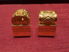 -老铺黄金(工美大厦店)