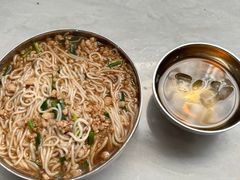 -正宗杨记普洱酸醋米线(总店)