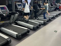 -超鹿运动(五四路恒力城店)