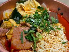 -成都你六姐·牛肉冒菜(城市集市合生汇店)