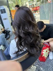 点击看大图 -藤野造型专业烫染接发