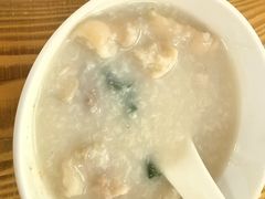 -洲心明记烧肉大粥(总店)
