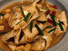 红烧杂鱼-荣小馆(临海世纪花城店)