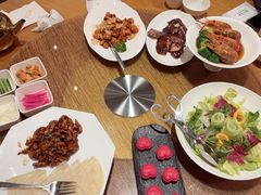 -乐忻皇朝(上海中心大厦店)