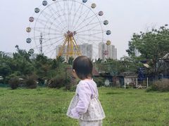 -万绿园