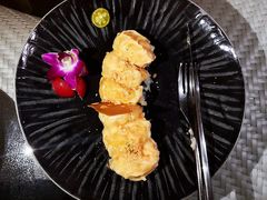 招牌沙汁大虾球-T館·花园艺术餐厅