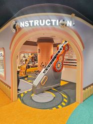 -奈尔宝家庭中心·亲子餐厅(北京东坝万达店)