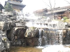 -茅山东方盐湖城景区