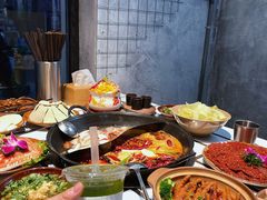 -贰回巷火锅馆(钟楼店)