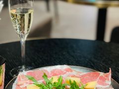 -wineapp葡萄酒餐吧(外滩金融中心店)