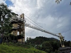 -客天下恐龙水晶玻璃桥