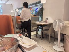 -黄记煌三汁焖锅(新佳丽江汉路店)
