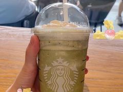 -星巴克臻选(深圳龙岗万科店)