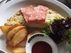 -MEET COFFEE婉约咖啡(宝善公寓店)