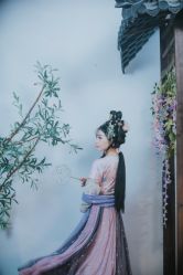 -九月鹰飞汉服摄影工作室