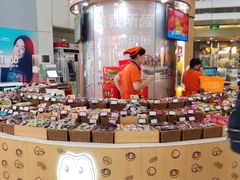 -来伊份(龙之梦长宁店)