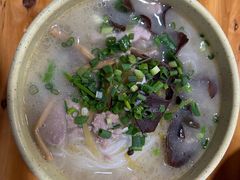 -老字号巴山酸菜米线(巴渝佳梦小区店)