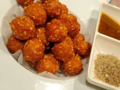 干炸小丸子-真地道京味府·鲜橙烤鸭·北京菜(朝外大街东大桥店)