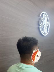 -川和潮人