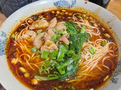 -丁丁猫重庆小面(徐州路店)