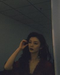 -茶发Salon·烫发染发理发