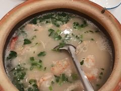 -粤盛海鲜平价店(洛溪食街店)