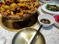 -老佛爷铜炉蛙锅(挂绿店)