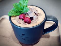 -星巴克臻选(上海合生汇1F店)