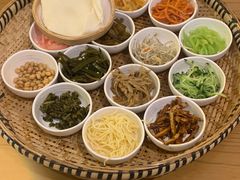 -包整·丝娃娃(一览甲秀楼风景店)