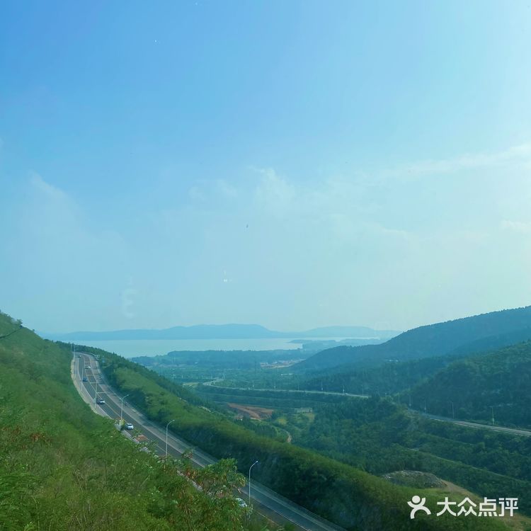 可以眺望山谷水库的咖啡厅⛰️