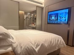 -朵兰达V酒店(成都春熙路太古里国金中心店)