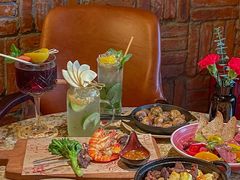 -BOURBON 玻本美式餐厅酒吧(虹桥新天地店)