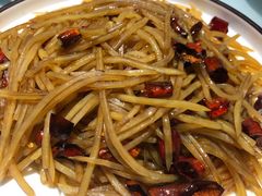 酸辣土豆丝-雲蜀龙阁·金牌水煮鱼(方庄店)
