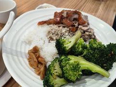 -裕记烧腊连锁餐饮(国商分店)
